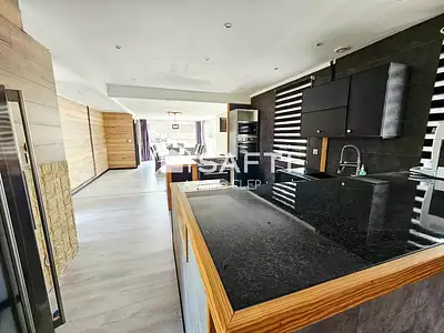 Maison, 147 m²