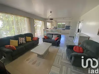 Maison, 215 m²