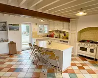 Maison, 250 m²