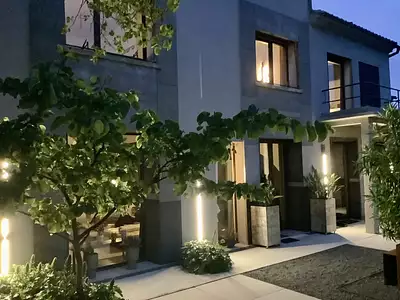 Maison, 240 m²