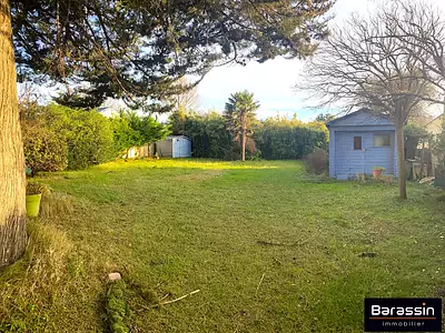 Terrain, 628 m²
