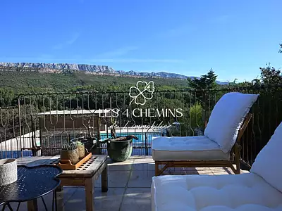 Maison, 220 m²