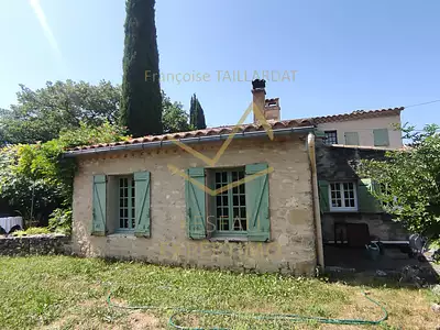 Maison, 221 m²