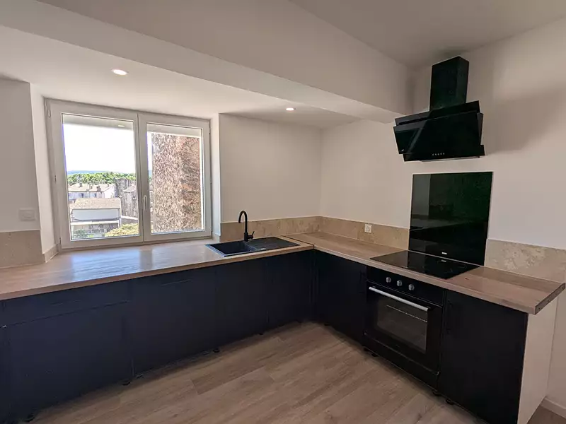 Immeuble, 130 m²
