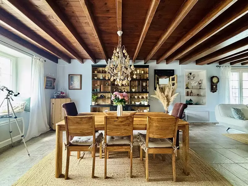 Maison, 325 m²