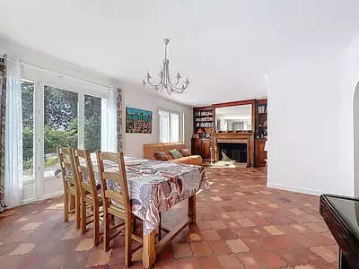 Maison, 180 m²