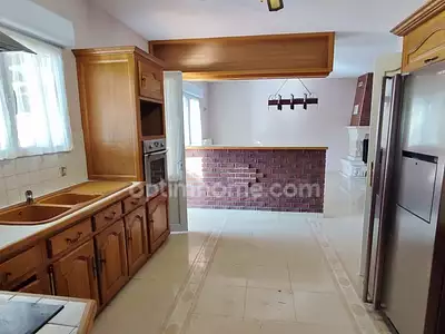 Maison, 171 m²