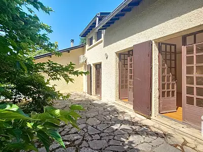 Maison, 325 m²