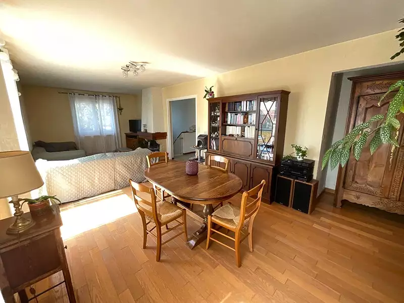 Maison, 145 m²