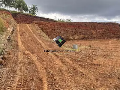 Terrain, 2 000 m²