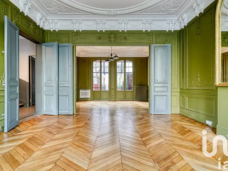 Immeuble, 600 m²
