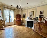 Maison, 972 m²