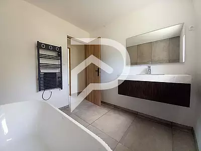 Maison, 99 m²