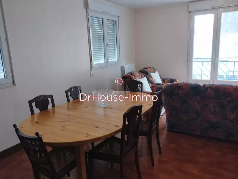 Immeuble, 232 m²