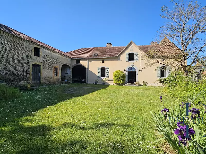 Maison, 334 m²