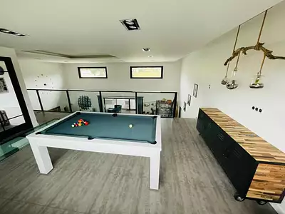 Maison, 243 m²