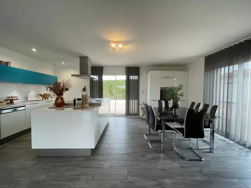 Maison, 115 m²