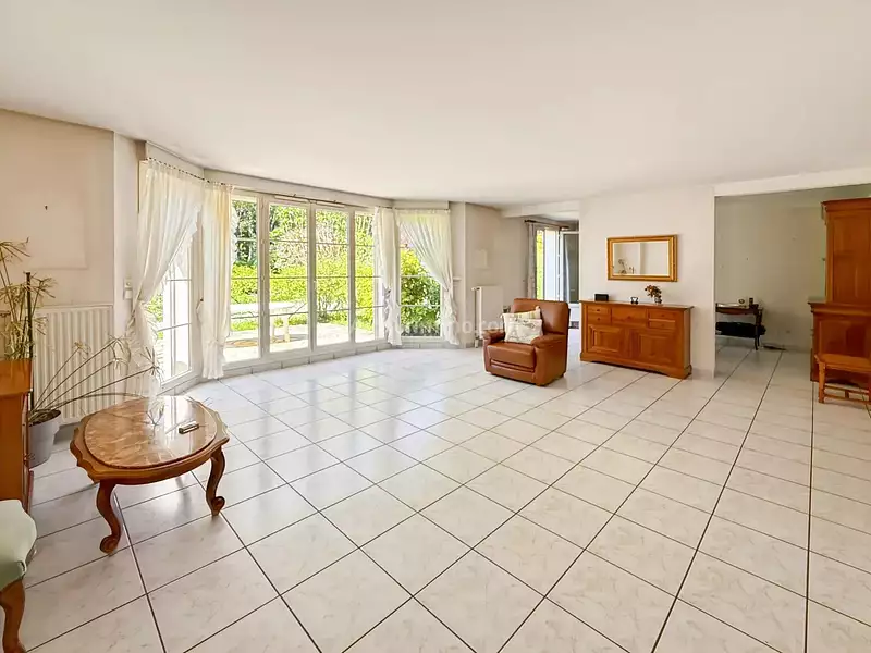 Maison, 170 m²