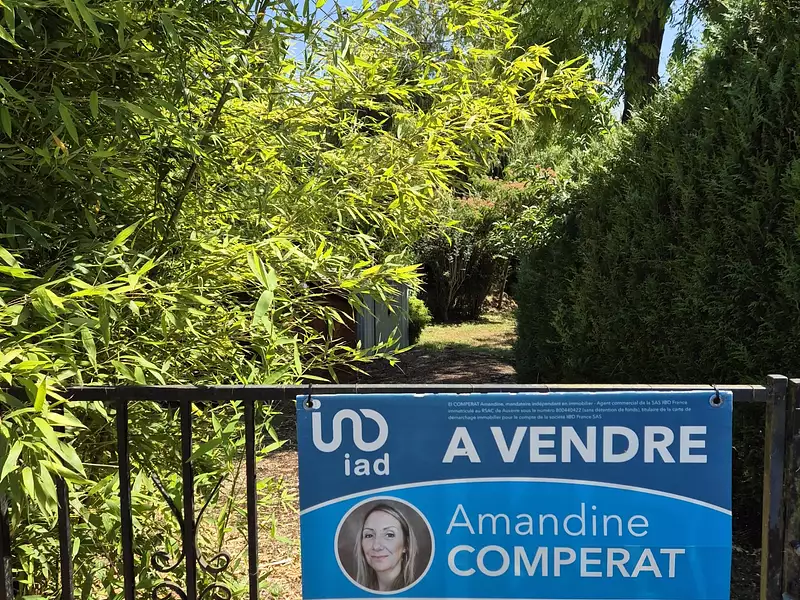 Terrain, 557 m²