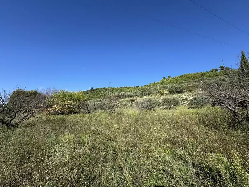 Terrain, 1 840 m²