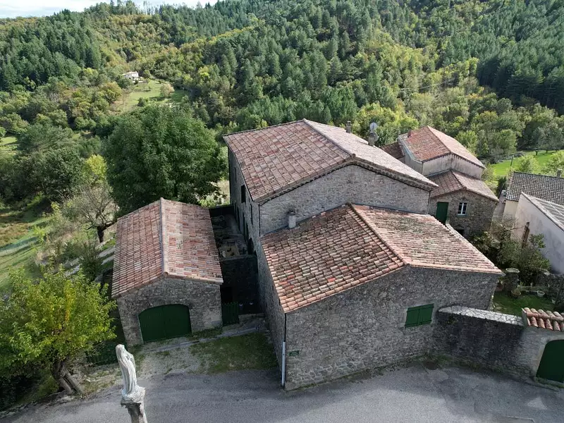 Maison, 243 m²