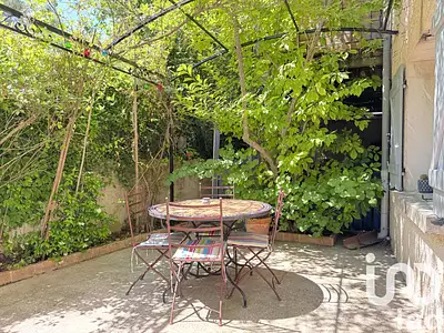 Maison, 250 m²
