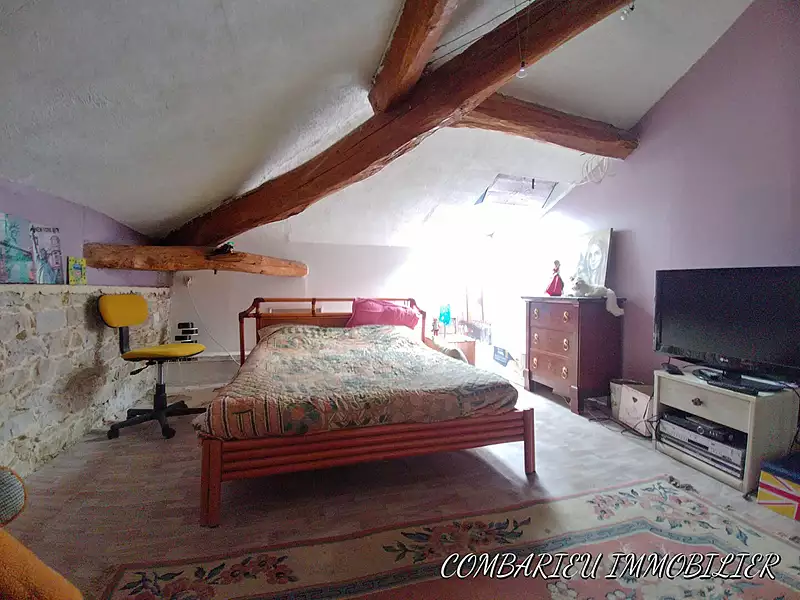 Maison, 240 m²