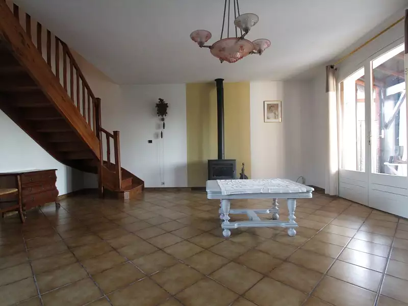 Maison, 163 m²
