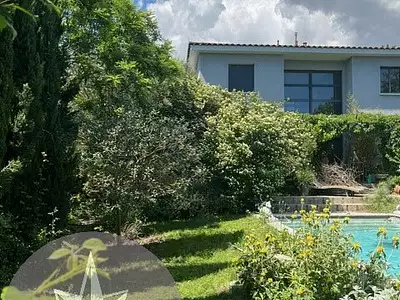 Maison, 208 m²