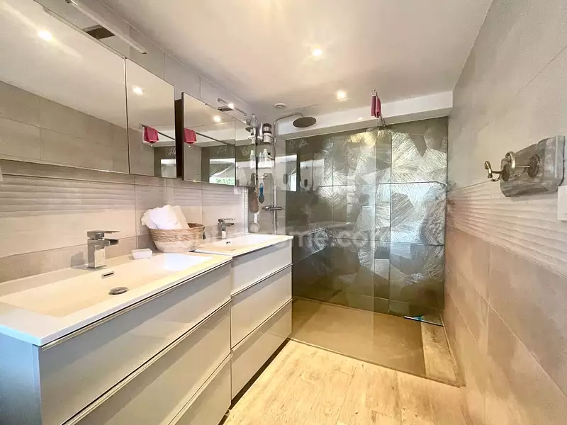 Maison, 189 m²