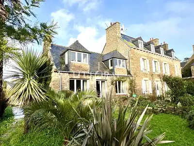 Maison, 260 m²