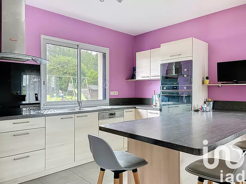 Maison, 210 m²