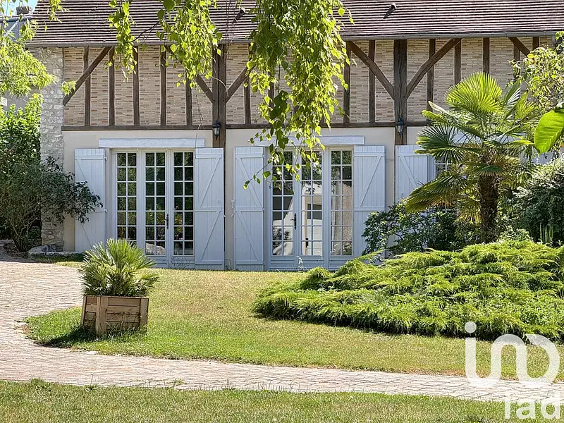 Maison, 570 m²