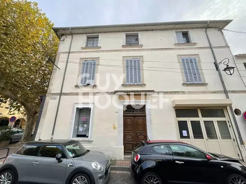 Maison, 250 m²