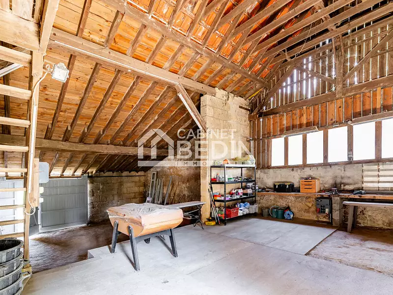 Maison, 302,6 m²