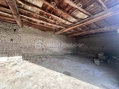 Maison, 277 m²