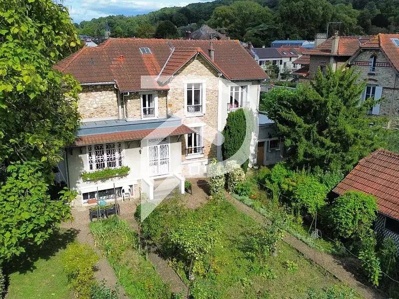 Maison, 192 m²