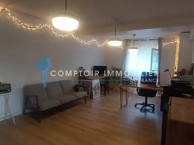 Maison, 235 m²