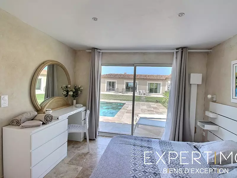 Maison, 220 m²