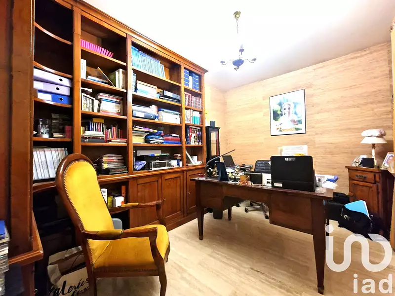 Maison, 230 m²