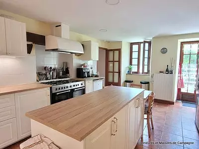 Maison, 211 m²