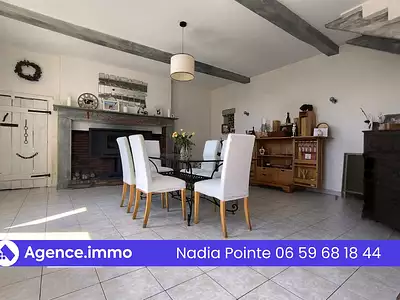 Maison, 240 m²