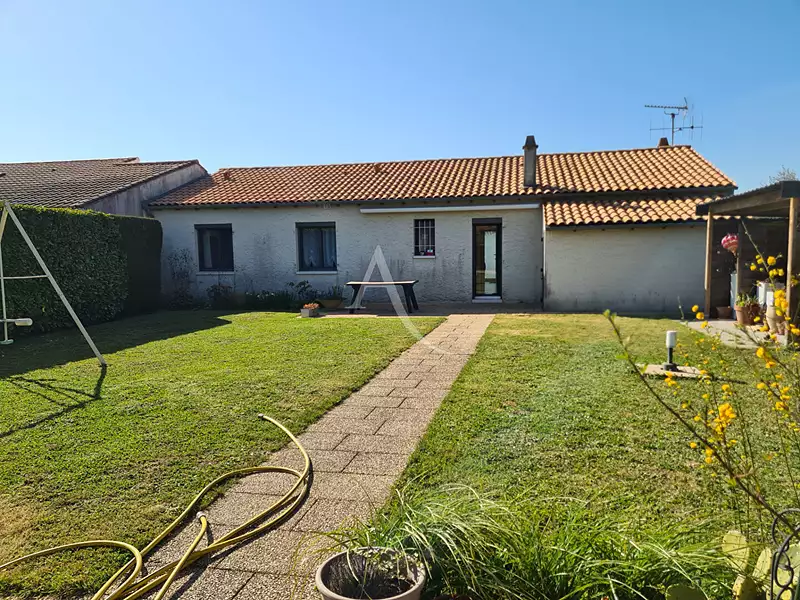 Maison, 163 m²