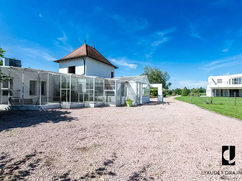 Maison, 323,3 m²
