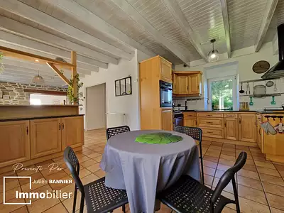 Maison, 143 m²