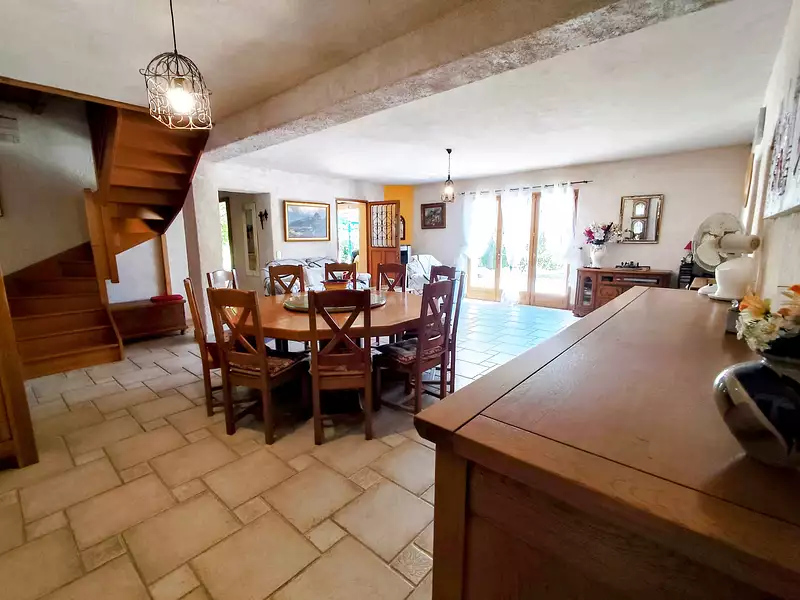 Maison, 175 m²