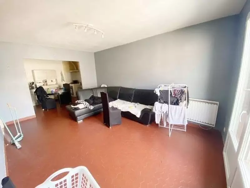 Immeuble, 145 m²