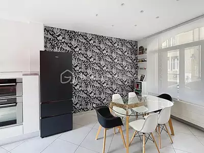 Maison, 176 m²