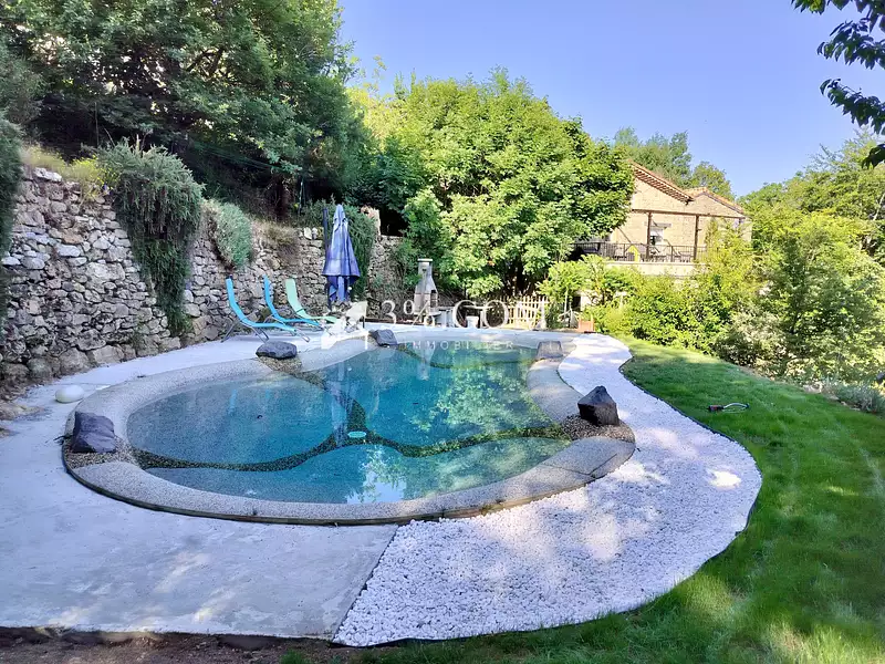 Maison, 145 m²