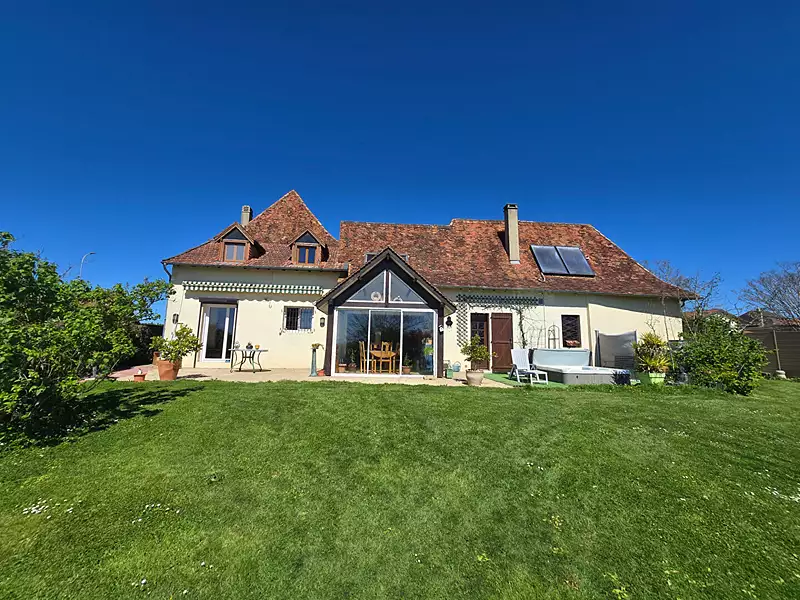 Maison, 183 m²